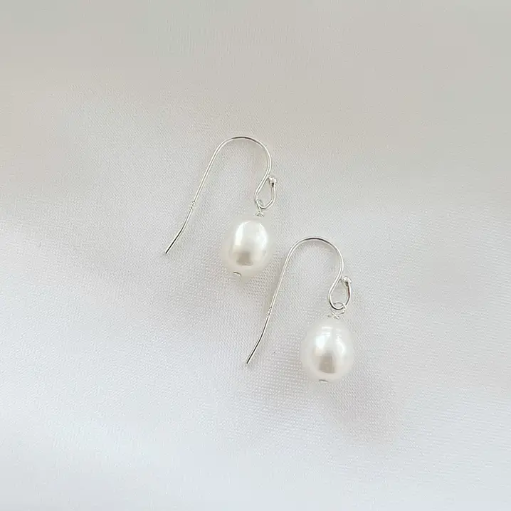 Kaia Freshwater Pearl Dangle Earrings Gold / Silver